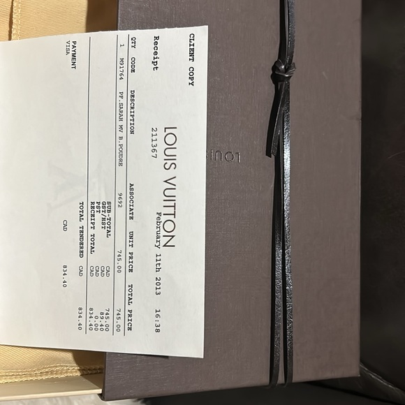 Authentic Louis Vuitton Sarah Beige Poudre Wallet - Picture 9 of 13